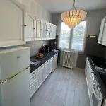 Maison De Plein Centre, 3 Etoiles, A 200m De La Plage, Parking Prive, Wifi Royan