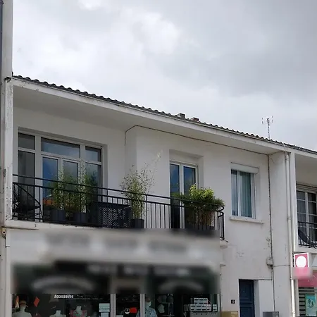 Дом отдыха Maison De Plein Centre, 3 Etoiles, A 200m De La Plage, Parking Prive, Wifi *