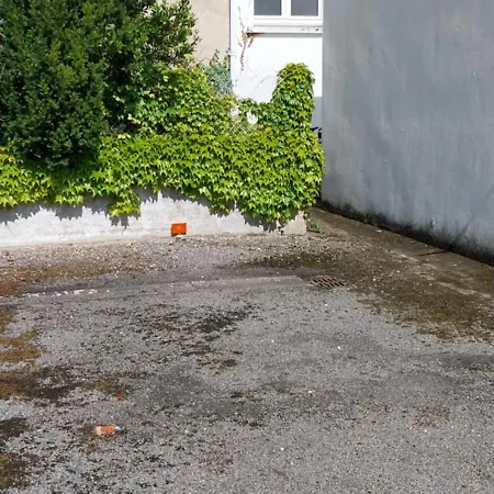 Maison De Plein Centre, 3 Etoiles, A 200m De La Plage, Parking Prive, Wifi Holiday home Royan