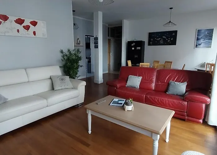 Maison De Plein Centre, 3 étoiles, à 200m De La Plage, Parking Privé, Wifi Royan